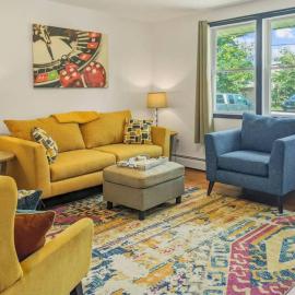 Charming Duplex4Min to Mohegan18Min to Foxwoods, hótel í Norwich