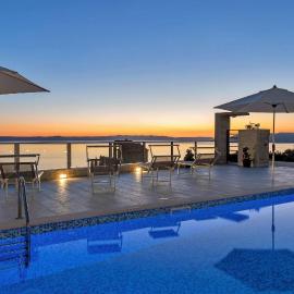 Villa Infinite, hotel in Makarska