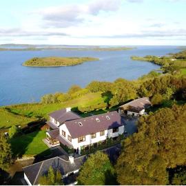 Corrib Lodge, hotel em Gortnashingaun