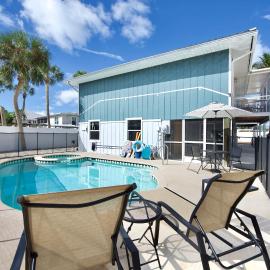 Beach Bungalow 1 by Sun Palace Vacations, hotel in Fort Myers Beach
