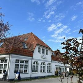 Pension & Restaurant Haus Hiddensee, hotel en Kloster