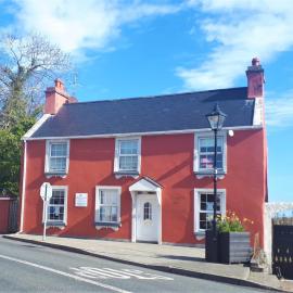 Ben Levy House Rental Suite, Clonbur Village, hotel v destinácii Clonbur