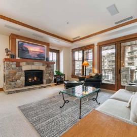 Big Horn Lodge 202 by East West Hospitality