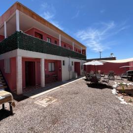 Hostal el hermanito, hótel í San Pedro de Atacama