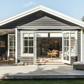 Summer House Life Near Hornbæk Beach، فندق في هورنباك