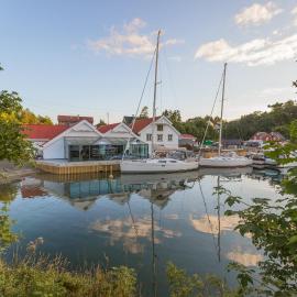 Kulleseidkanalen gjestehamn、Bømloのホテル