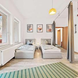 Nice Apartment with Balcony