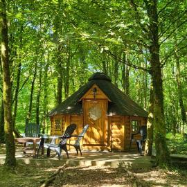 Le Domaine Insolite de Brocéliande, hotell sihtkohas Paimpont