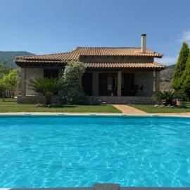 Villa Argie, hotel in Néa Epídhavros