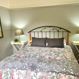 Village Studio Guesthouse, hotel in Fouriesburg