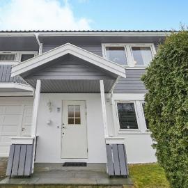 4 Bedroom Awesome Home In Sandefjord