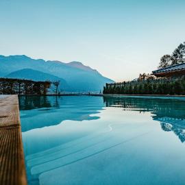 Luxus Ferienhaus Salzburg Chalet mit Pool, Sauna, Whirlpool, Kamin, hotel u gradu 'Grossgmain'