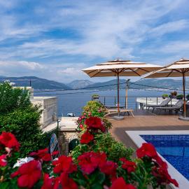 Apartments Villa Sonja، فندق في كراشيسي
