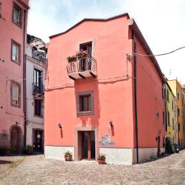 Ada's guest house, hotel in Bosa