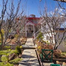 Nature's Vibe Stays Mukteshwar - A 4BHK Plum Orchard Villa
