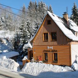 Apartmány Černá Říčka, hotell Desnás
