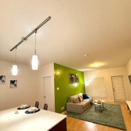2bedroom luxury Condo, hotel a Edmonton