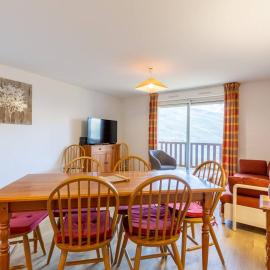 Appartement 6 personnes avec piscine à Peyragudes - FR-1-695-67