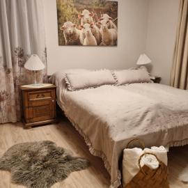 우스트론에 위치한 호텔 APARTAMENTY SIELSKIE - Nowe Apartamenty z prywatnym ogrodem i BILETEM NA BASEN GRATIS