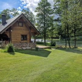 Pirtis su ežero pakrante Trakai, hotelli kohteessa Salkininkai