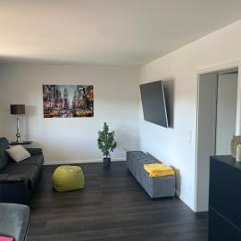 Luxuriöse Ferienwohnung EG, hotel u gradu Majzenhajm