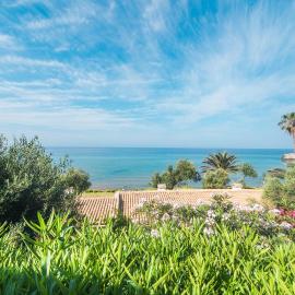 Home 43 Sea View Garden Elpis, hotel u gradu Glifada