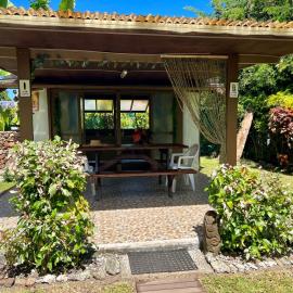 Viesnīca Fare Miti Ora Moorea - Bungalow mitoyen pilsētā Hauru