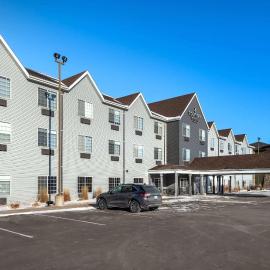 Country Inn & Suites by Radisson, Watertown, SD, hotel in Watertown