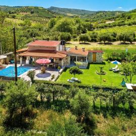 Villa Kalouas private pool