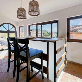 Duplex centre de Roussillon avec Climatisation et vue