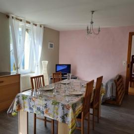 Joli appartement 4 personnes à la campagne, hotel en Villars-sous-Dampjoux