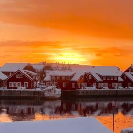 Kule gule huset, hotel in Svolvær