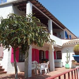 Villa Alella, 5 bedrooms & pool、アレーリャのホテル