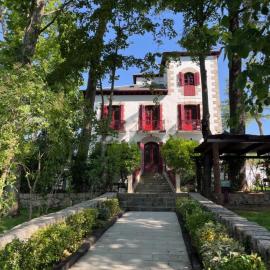 Casa Jardín El Colmenar, hotel en Las Navas del Marqués