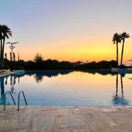 Beach, Pool & Garden Apartment, hotel in Tale