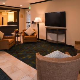 Candlewood Suites Boise - Towne Square by IHG, hotel din Boise