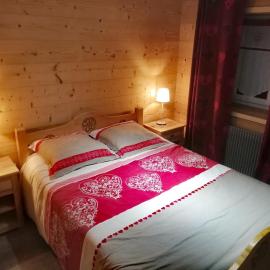 logement cosy entre lac et montagnes