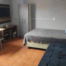 Kitnet geminada próximo da praia, hotel in Torres