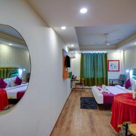 Hotel Aerostar Grand at Yashobhoomi Convention Center, hotel en Nueva Delhi