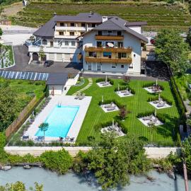 Viesnīca Self Service Hotel Schnalser Hof pilsētā Naturno