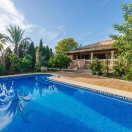Cas Padrins, villa con piscina privada en Mallorca