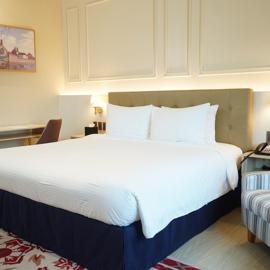 The Monarch Hotel, hotell i Calasiao
