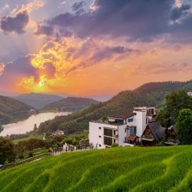 Yichun Jiuyu Xinzhi Light Luxury B&B, hotel i Yichun