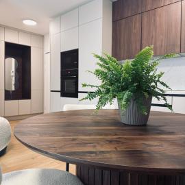 Luxury Apartment with Free Private Parking, hótel í Trnava