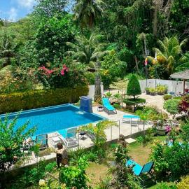 MAZU apartments garden view & pool