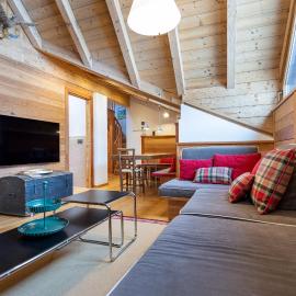 Attic Apartment Dolasilla