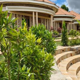 6 Engo Cottage - Benanda Forest Resort, hotell i Masaka