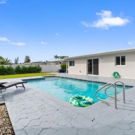 Miami Japandi Style Pool - BBQ