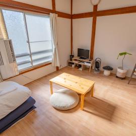 Kawamura Apartment 202، فندق في Harada