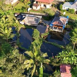 Viesnīca Talaga Tomohon Home Stay and Fishing Pond pilsētā Tomohon